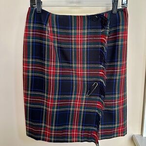 Tartan plaid skirt size 6